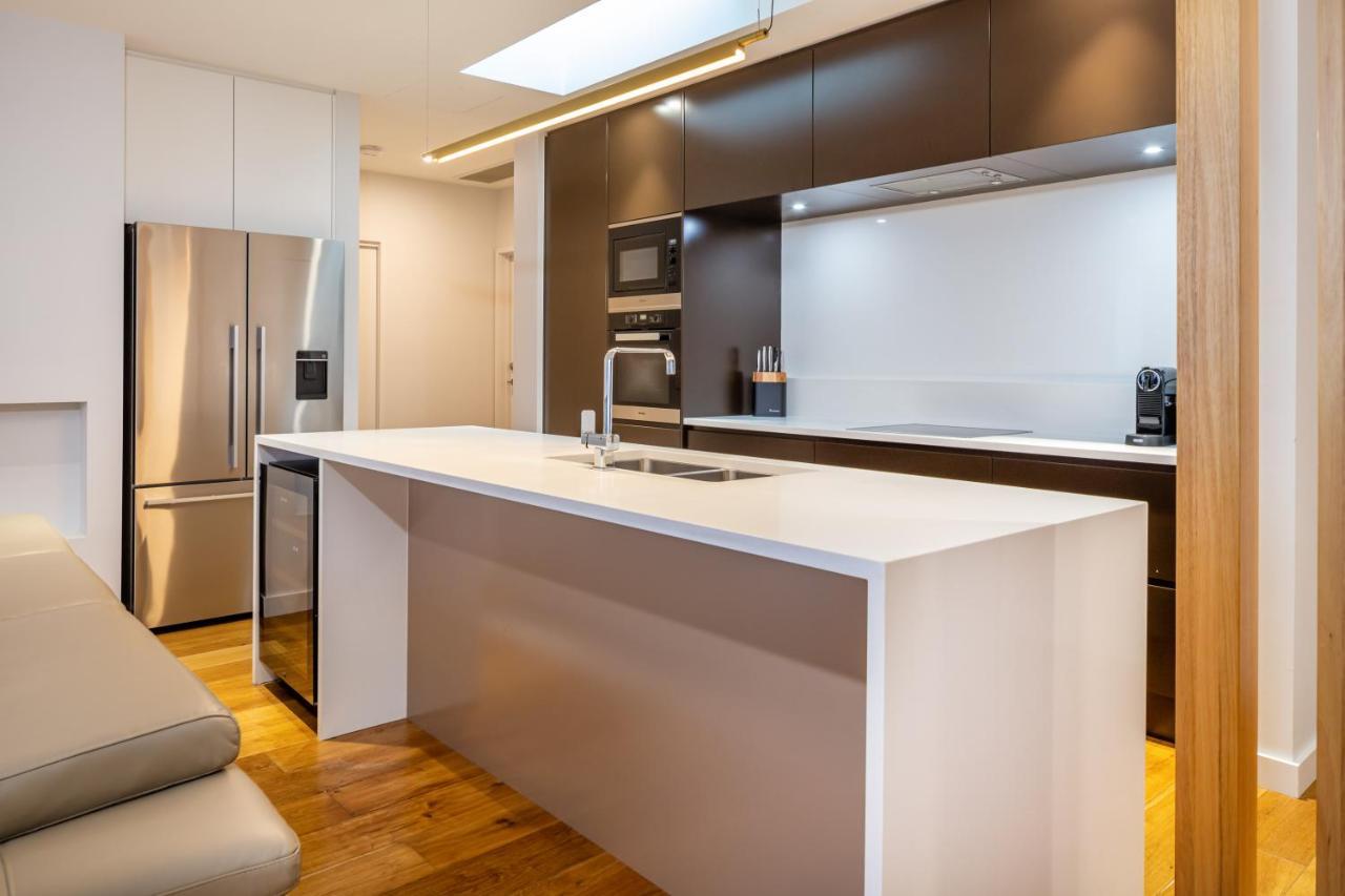 Апартаменты Penthouse On The Promenade Батманс-Бэй Экстерьер фото